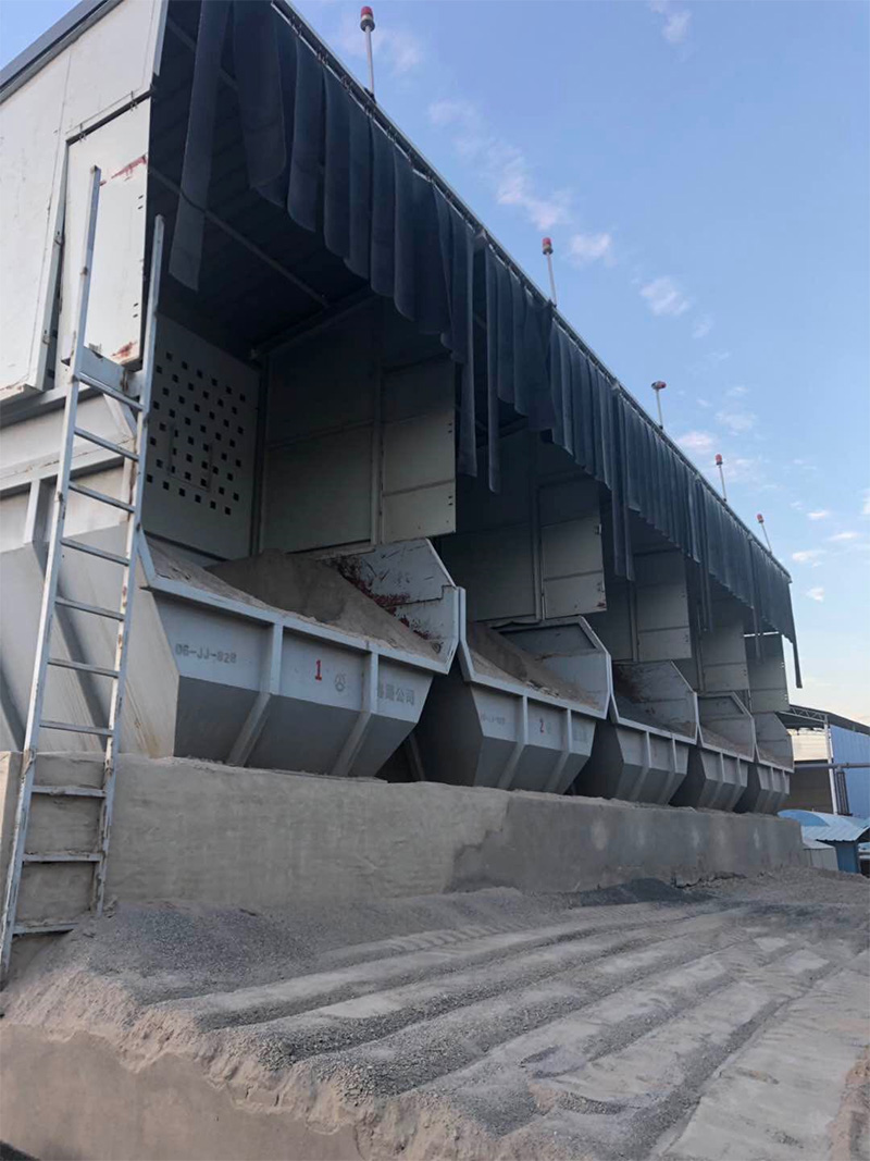 瀝青拌合樓地配斗灰塵收集系統(tǒng) 瀝青拌合樓地配斗灰塵收集系統(tǒng)